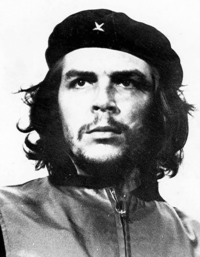 Alberto Korda toma la mítica fotografía a Ernesto Che Guevara, considerada la imagen más reproducida de la historia-0