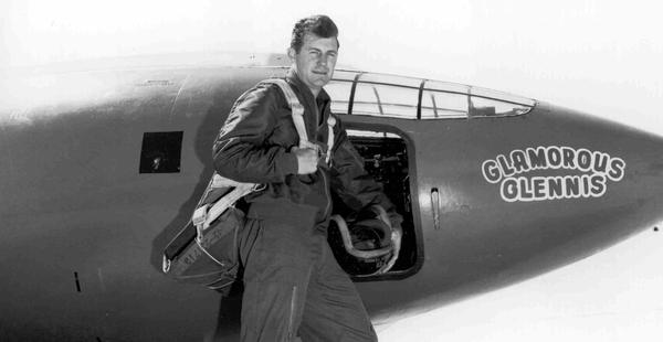 Charles Elwood Yeager superó la velocidad del sonido en una aeronave-0