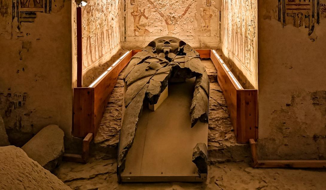 Egipto: descubren un cementerio lleno de momias milenarias-0